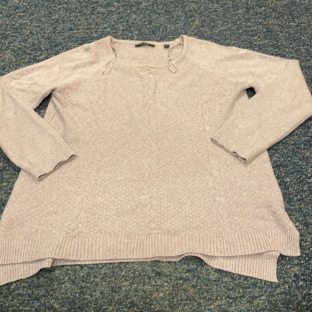 Cyrus Lavender Sweater sz. XL